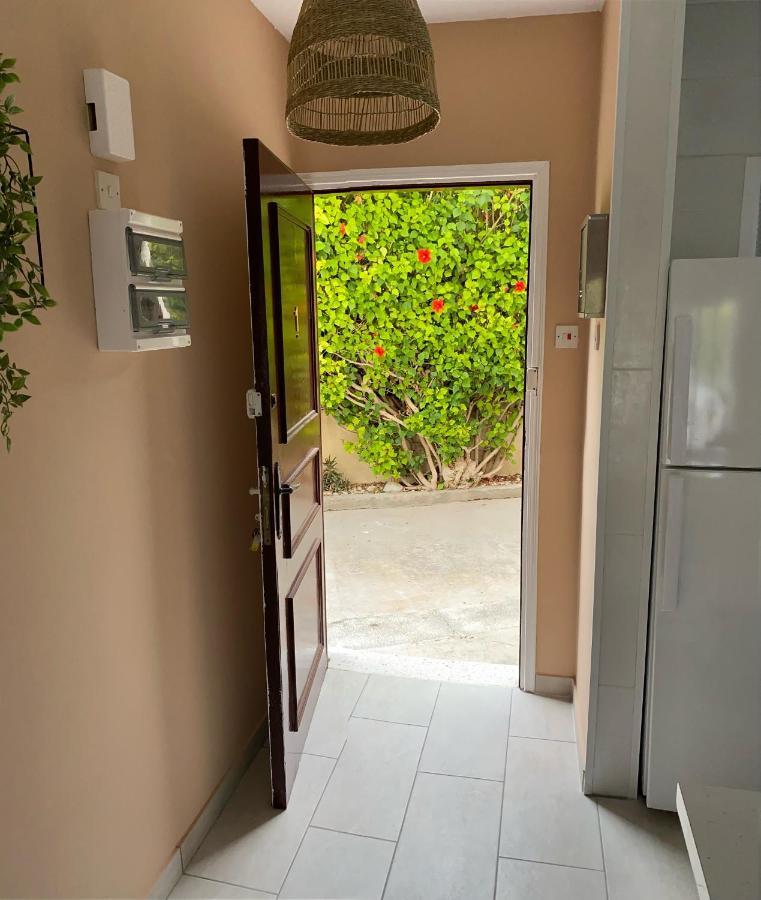 Seaside Maisonette 200M From Sea Paphos Eksteriør billede